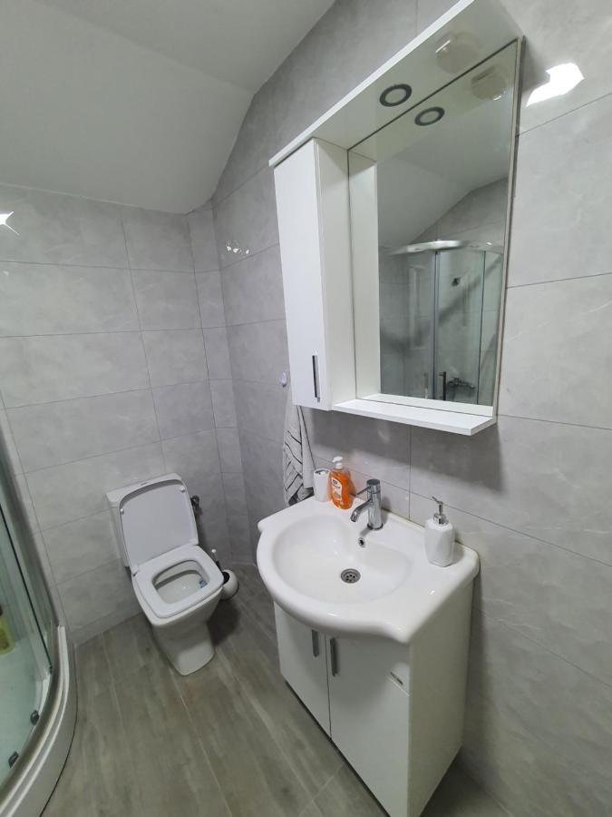 Apartman Tolosi 2 波德戈里察 外观 照片